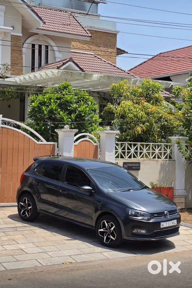 Volkswagen Polo Comfortline 2017 Year