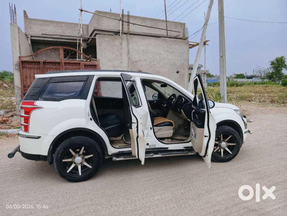 Mahindra Xuv500 2016 Diesel 134070 Km Driven
