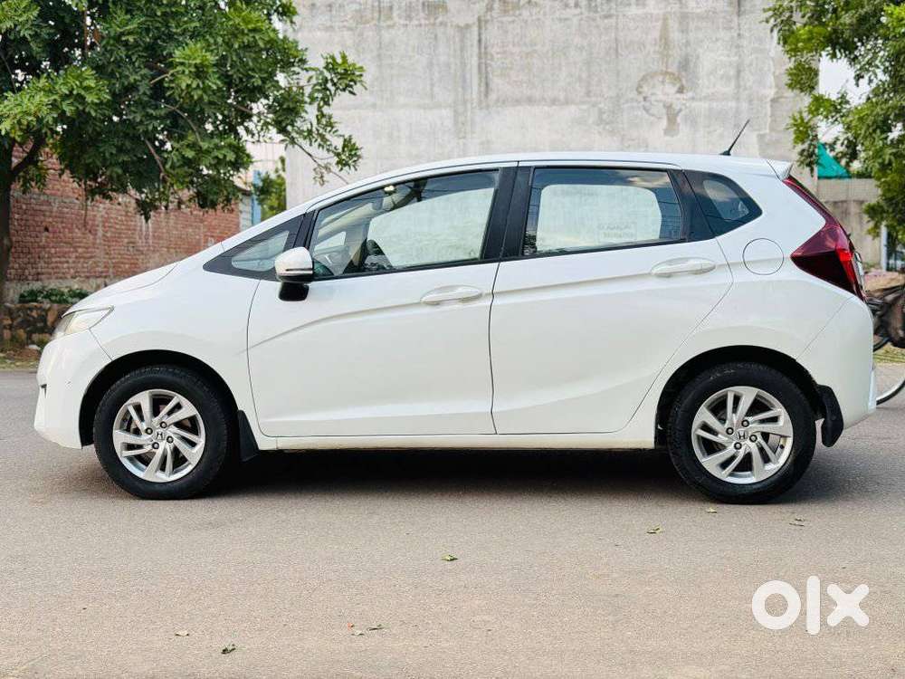 Honda Jazz V Cvt, 2017, Petrol