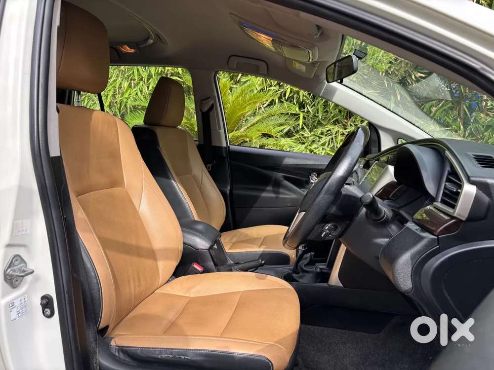Toyota Innova Crysta [2020-ongoing] 2.4 Zx 7 Str, 2022, Diesel