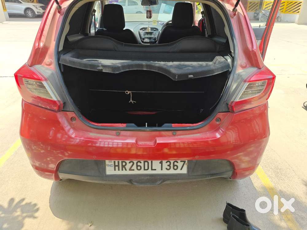 Tata Tiago Petrol 2017
