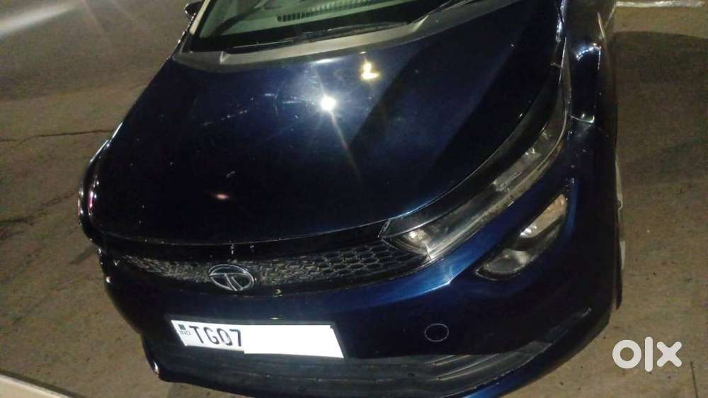 Tata Altroz Xm 1.2 Petrol Bs6 &ndash; 2024 Model