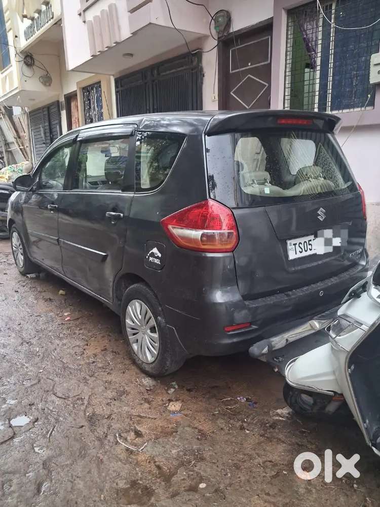 Maruti Suzuki Ertiga 1.5 2015