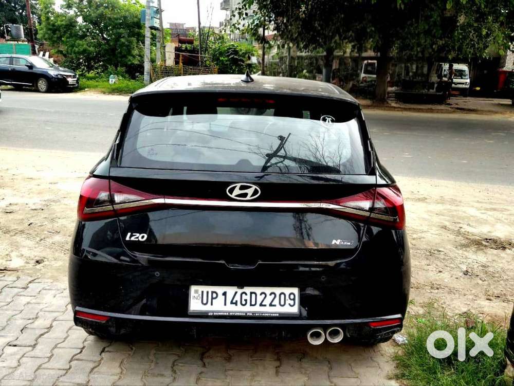 Selling Urgently Brand New Condition Nline.