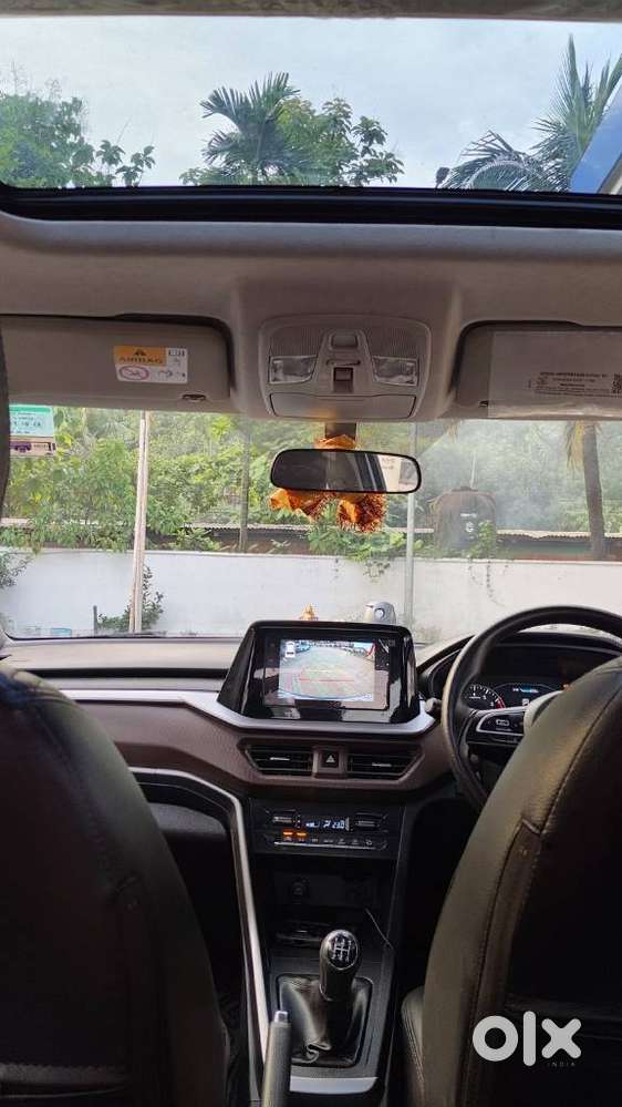 Maruti Suzuki Brezza 1.5 Zxi Plus Smart Hybrid, 2024, Petrol