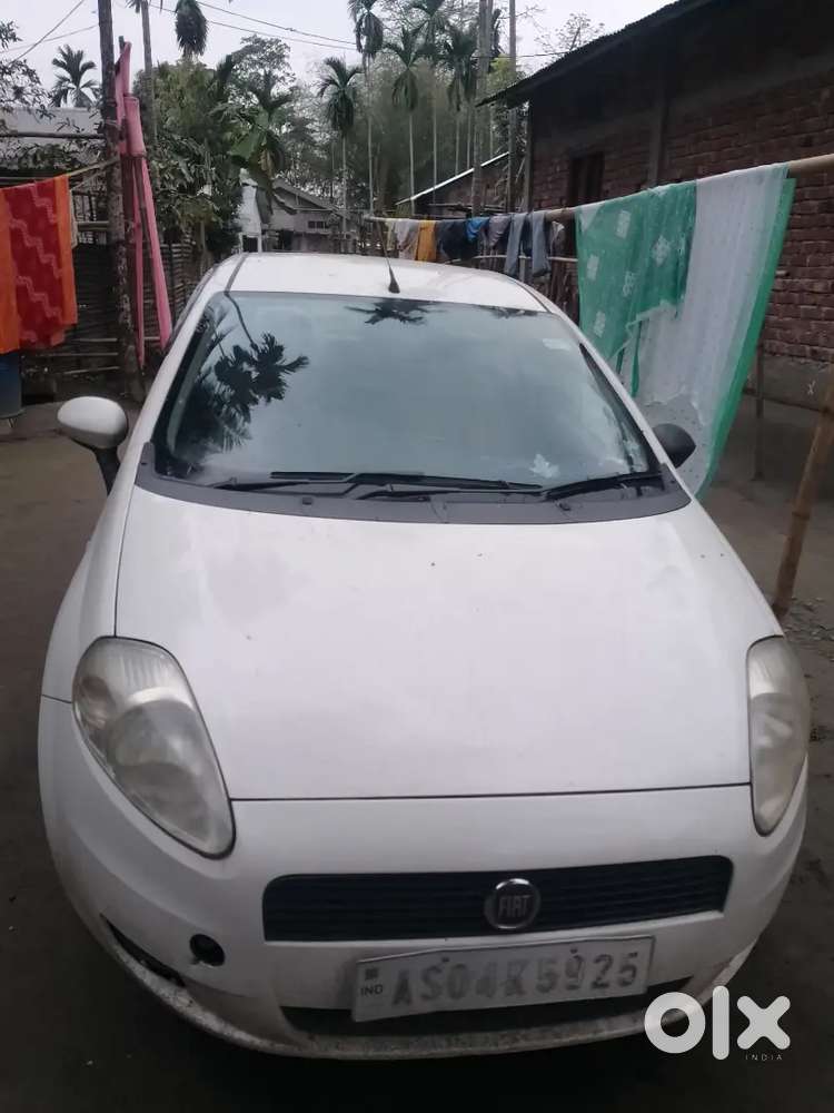 Fiat Punto 2012 Top Model Petrol Car