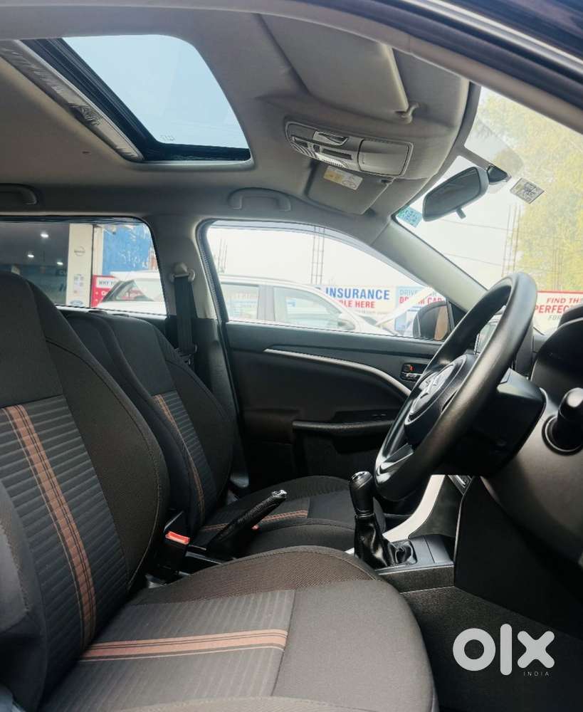 Maruti Suzuki Brezza 1.5 Zxi At Smart Hybrid, 2024, Petrol