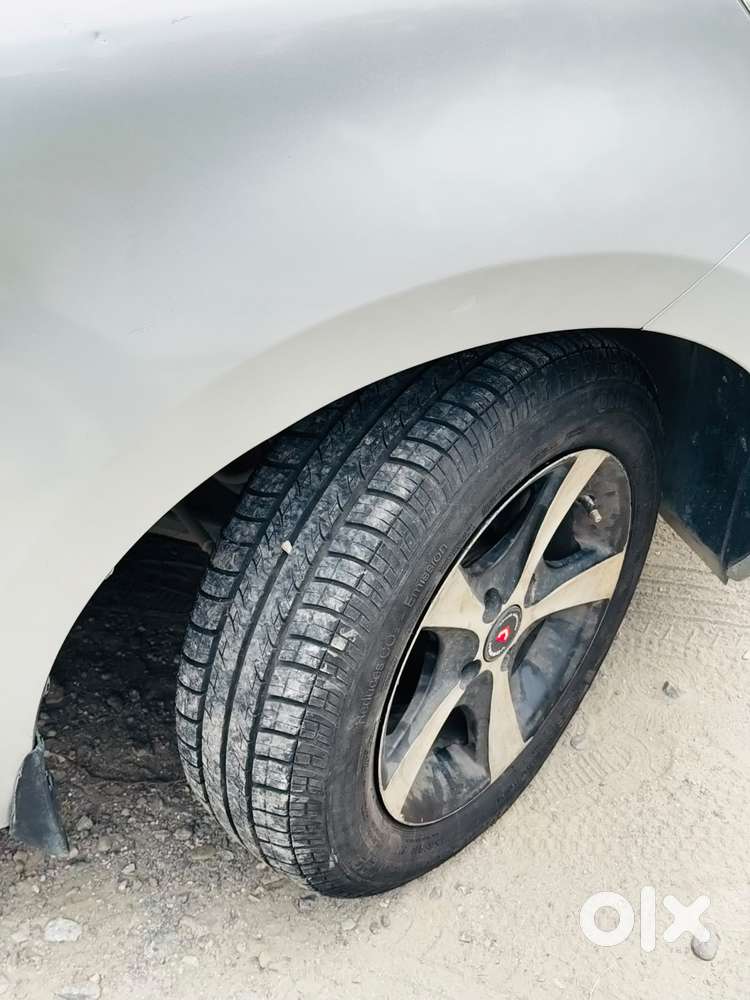 Maruti Suzuki Swift Vxi + Manual, 2019, Petrol