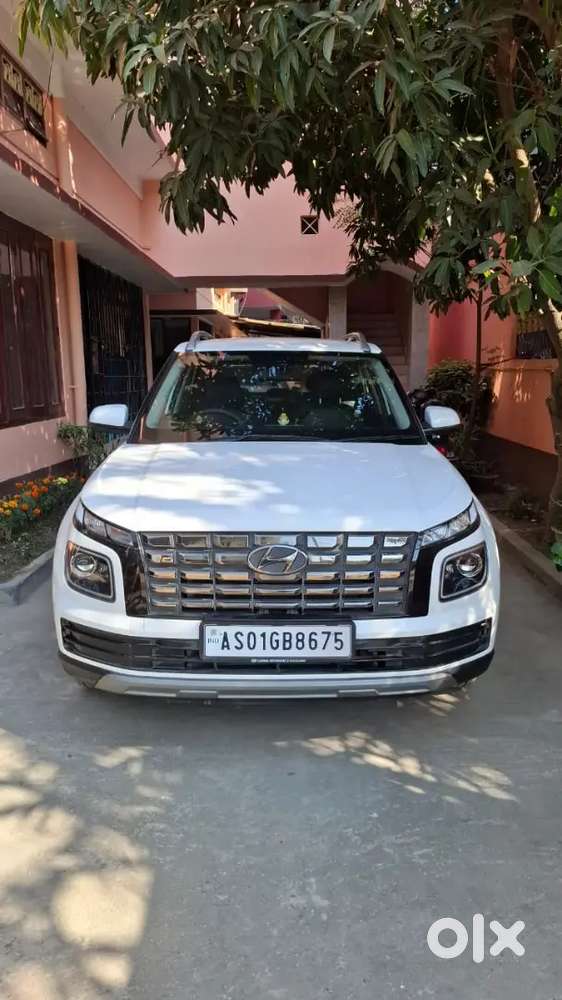 Hyundai Venue Sx (2024) – Excellent Condition