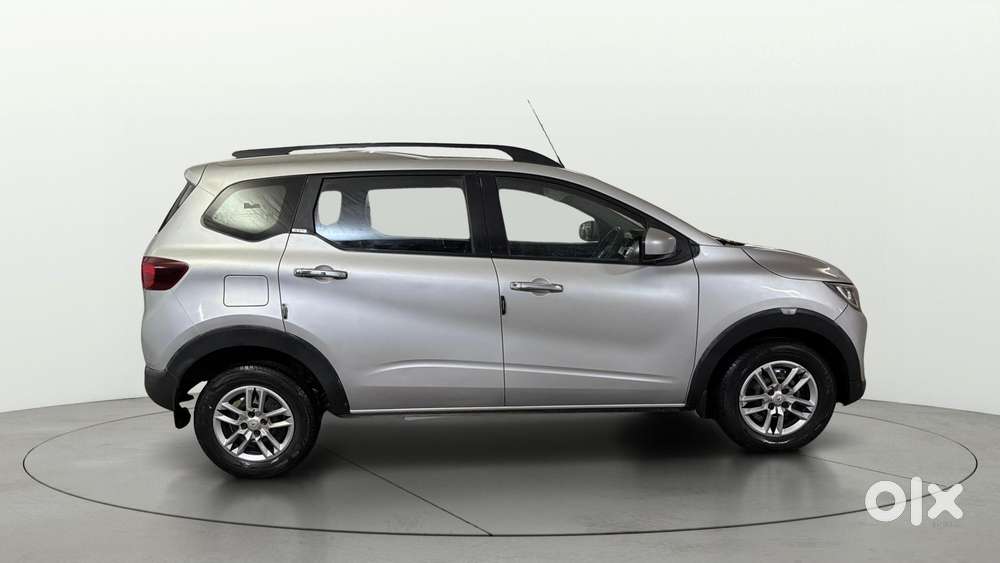 Renault Triber Rxt, 2019, Petrol