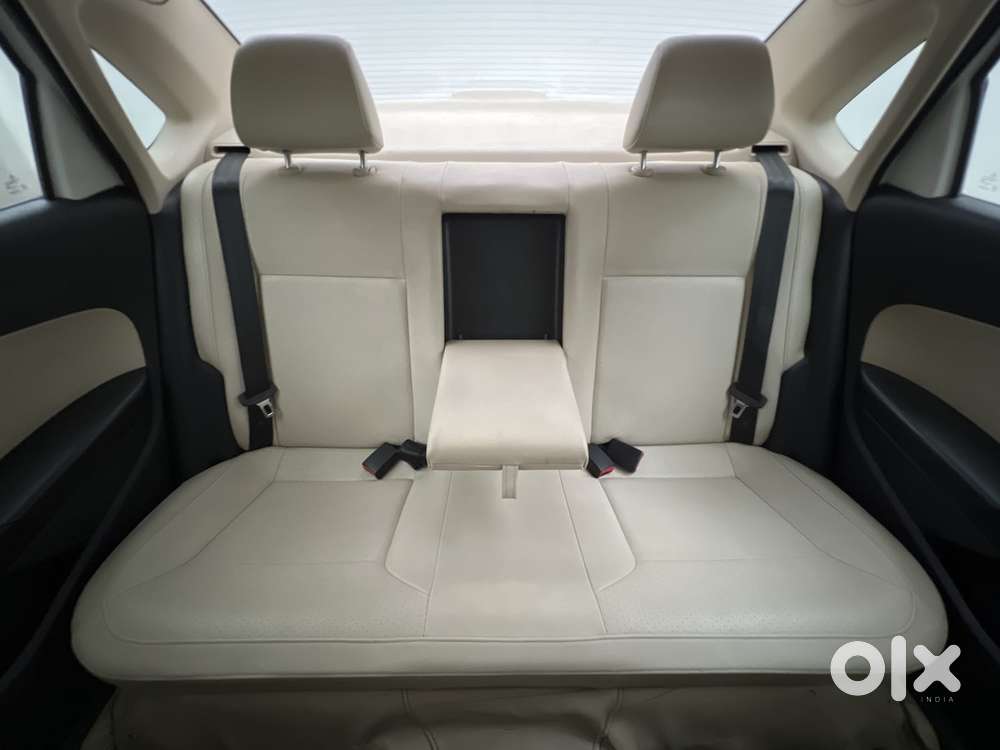 Volkswagen Vento 1.6 Highline, 2020, Petrol