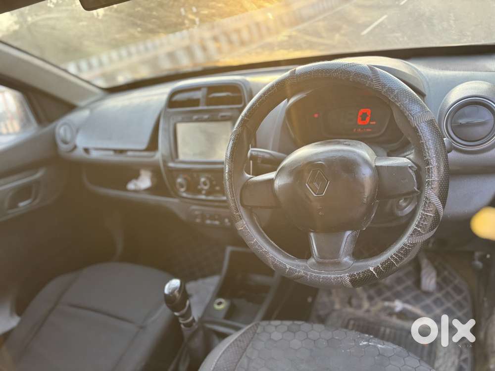 Renault Kwid 1.0 Rxt 02 Anniversary Edition, 2017, Petrol