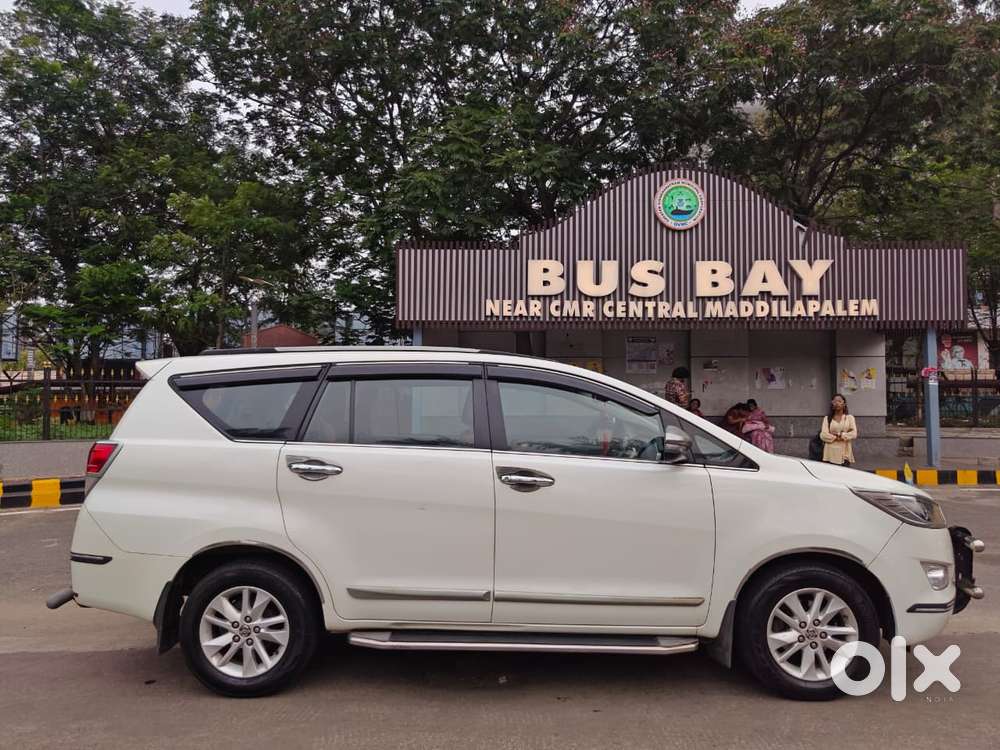 Toyota Innova Crysta 2.4 V 7 Str, 2018, Diesel