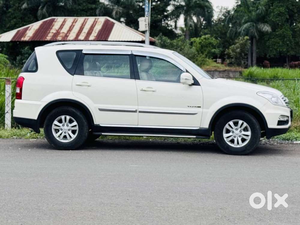 Mahindra Ssangyong Rexton Rx6, 2015, Diesel