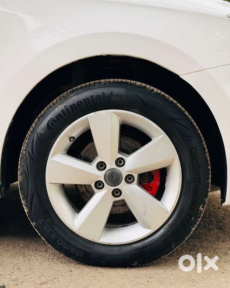 Skoda Rapid 2016 Petrol