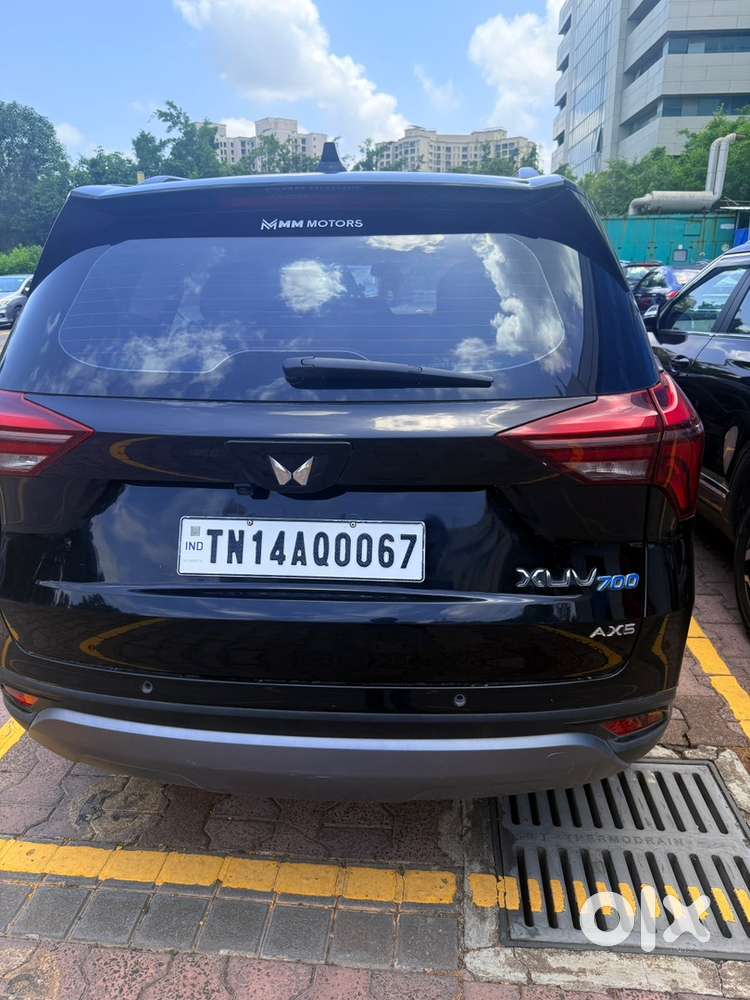 Mahindra Xuv700 Petrol 2025