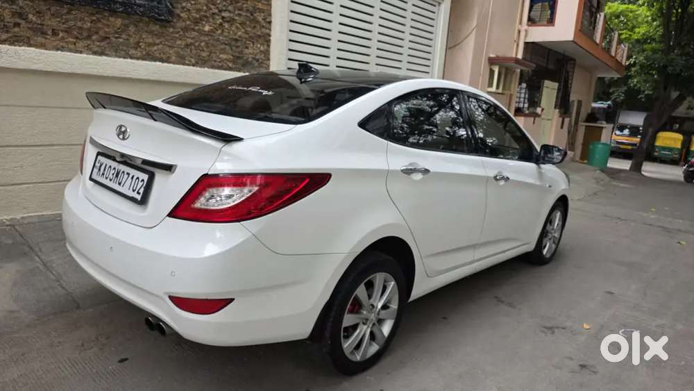 Hyundai Verna Sx(o) Automatic Diesel 2012 Car