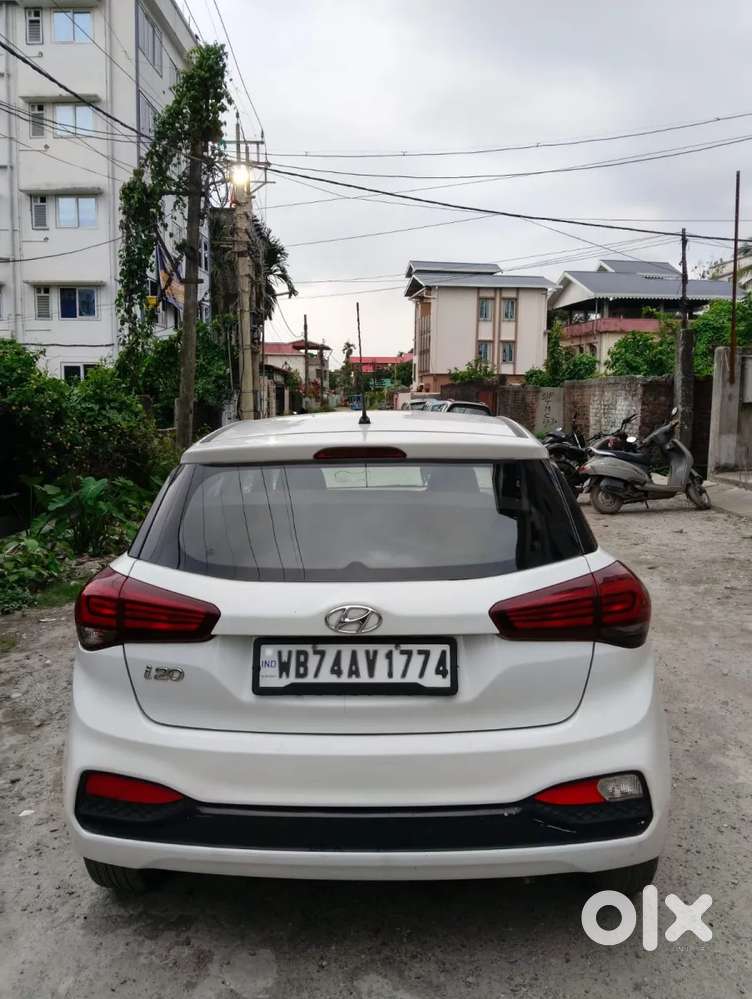 Hyundai Elite I20 [ ] 1.2 Magna Executive, 2018, Petrol