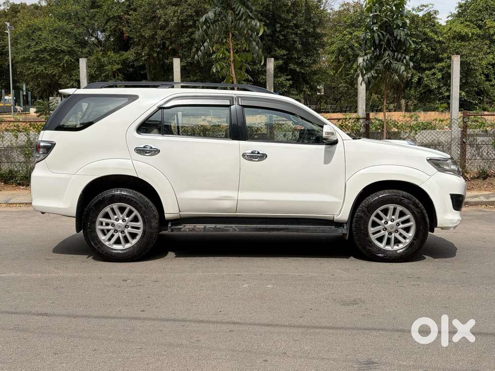 Toyota Fortuner 4x2 At, 2012, Diesel