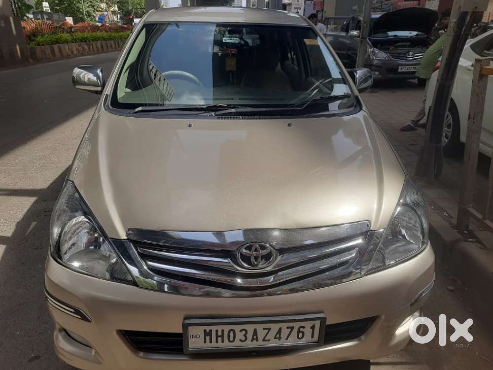 Toyota Innova, 2011