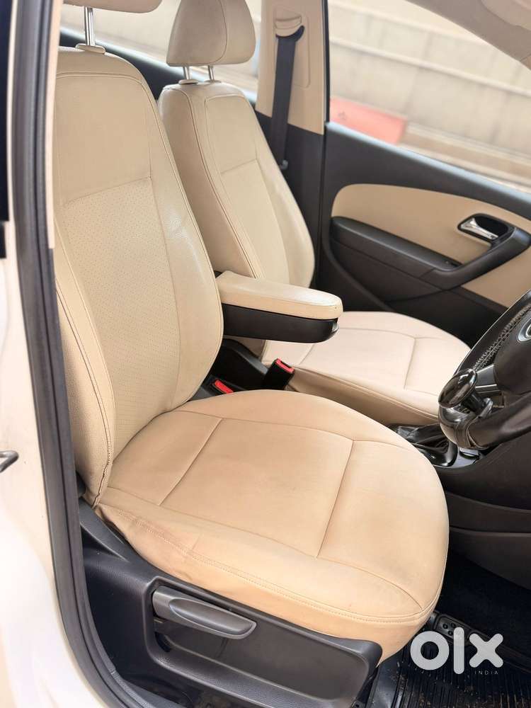 Skoda Rapid [ ] 1.6 Style Plus Mpi At, 2016, Petrol