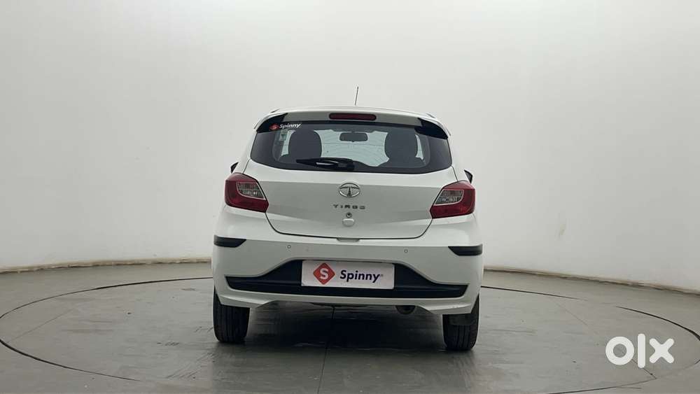 Tata Tiago Xza, 2021, Petrol