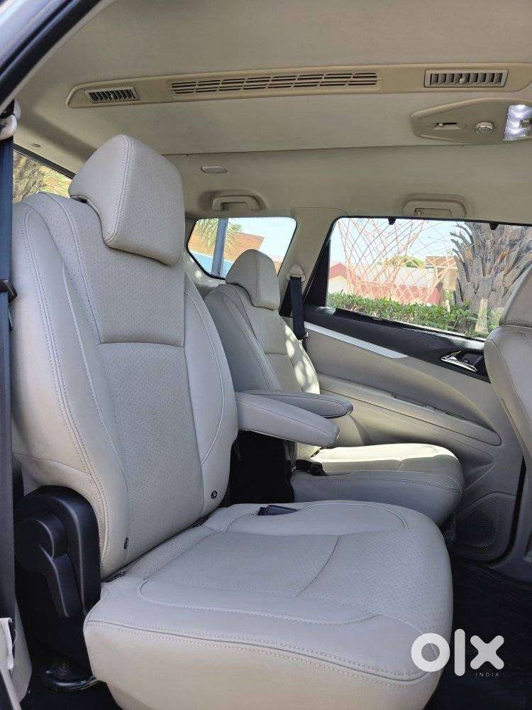 Mahindra Marazzo, 2020, Diesel