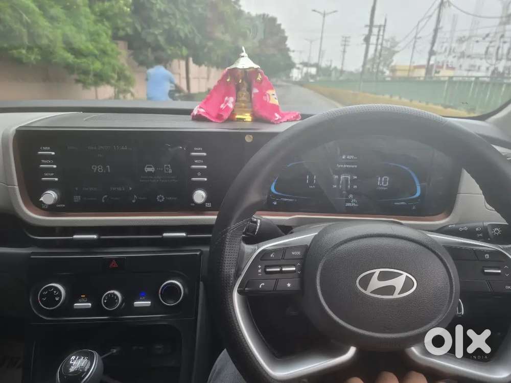 Hyundai Creta Petrol Manual 2025