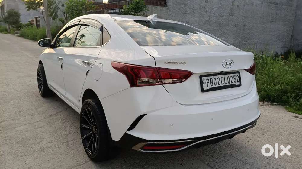 Showroom Condition Verna Sx (o) 2020 Top Model