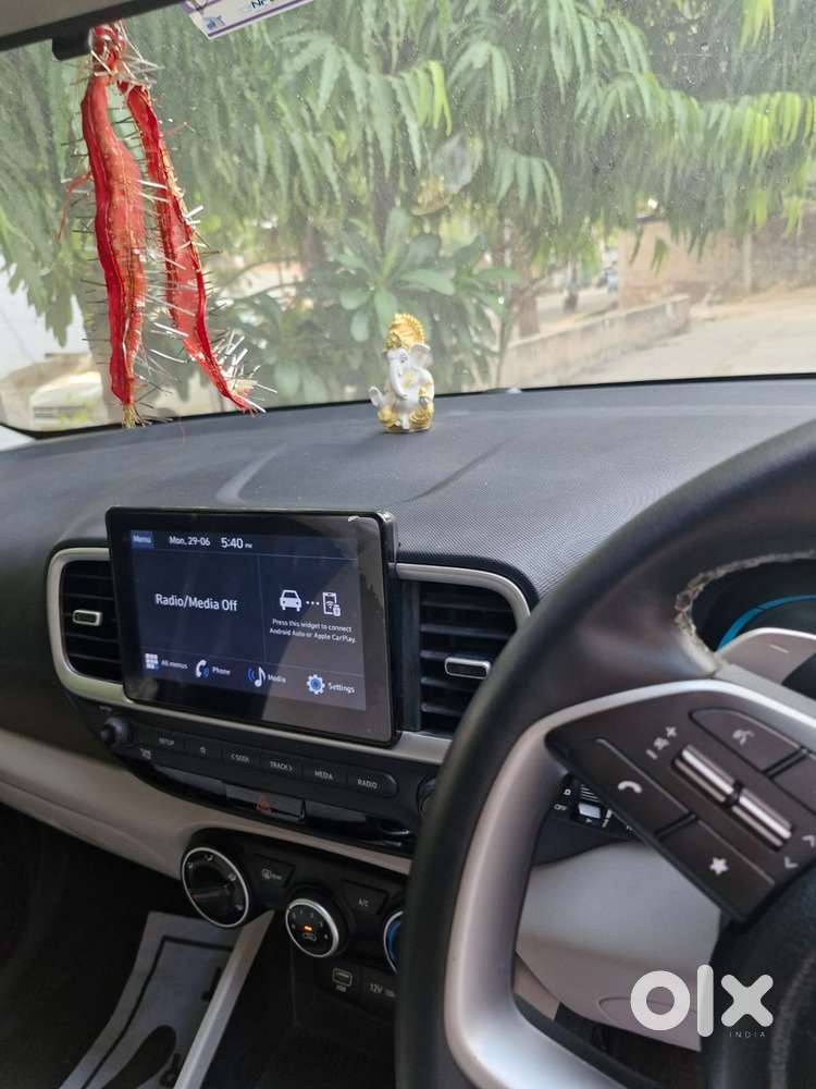 Hyundai Venue Petrol Automatic