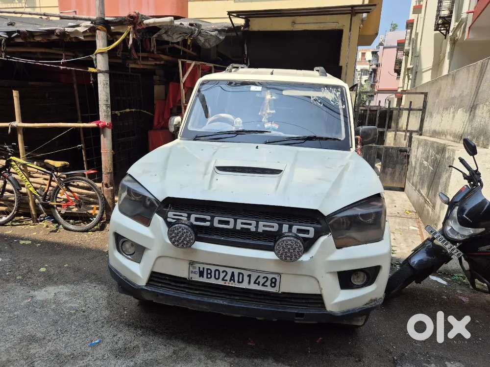 Mahindra Scorpio 2013