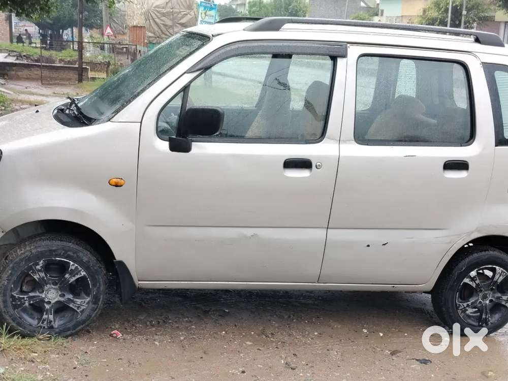 Good Condition New Tyers Loi Wheel Ek Saal Valid Time Hai New Insurenc
