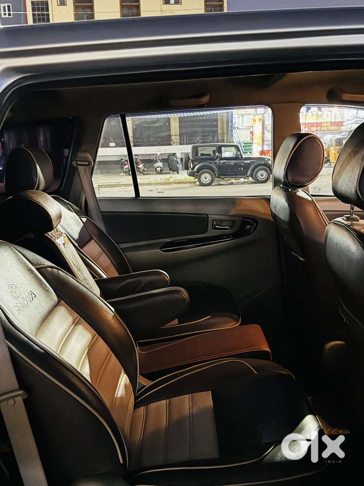 Toyota Innova 2.5 V 7 Str, 2014, Diesel