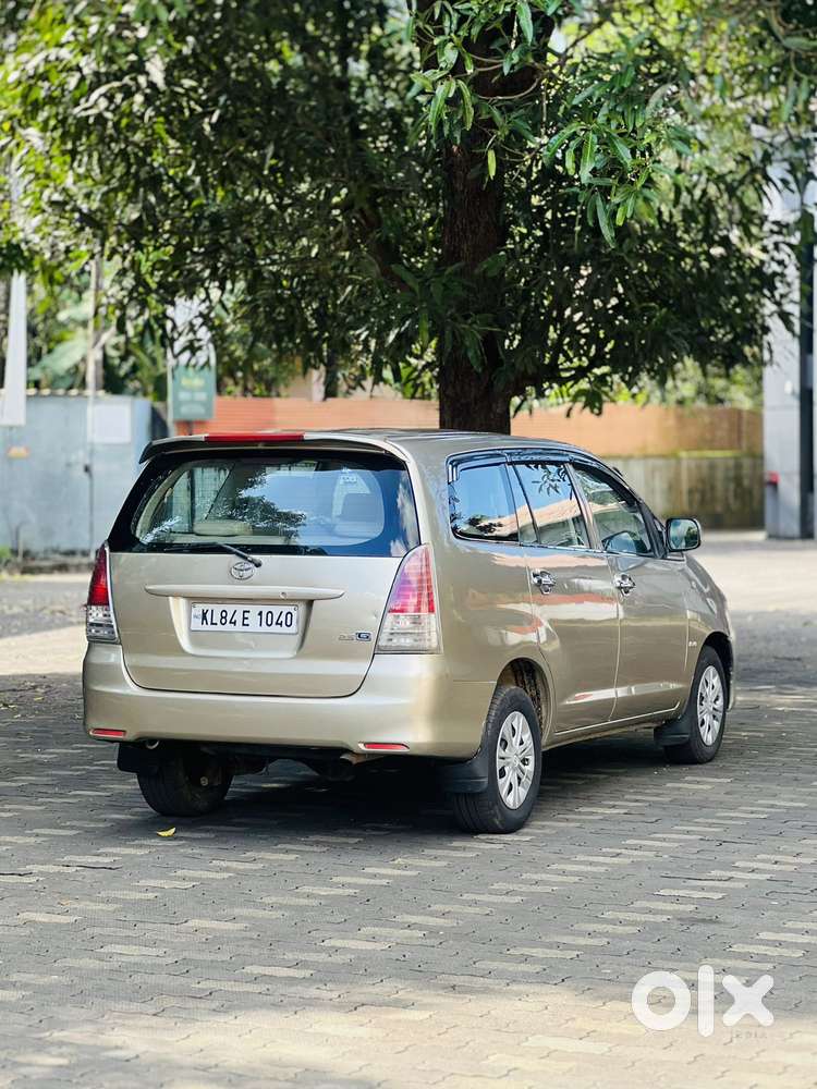 Toyota Innova 2.5 G (diesel) 7 Seater, 2010, Diesel