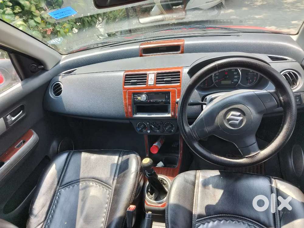 Maruti Suzuki Swift Vxi