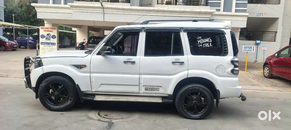 Mahindra Scorpio S10, 2016 Model, Diesel, 154000 Km Driven. New Ac.