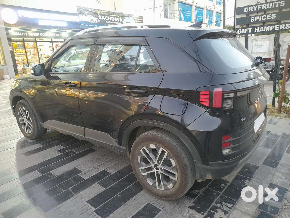 Hyundai Venue [2022-ongoing] 1.5 Crdi Sx, 2023, Diesel