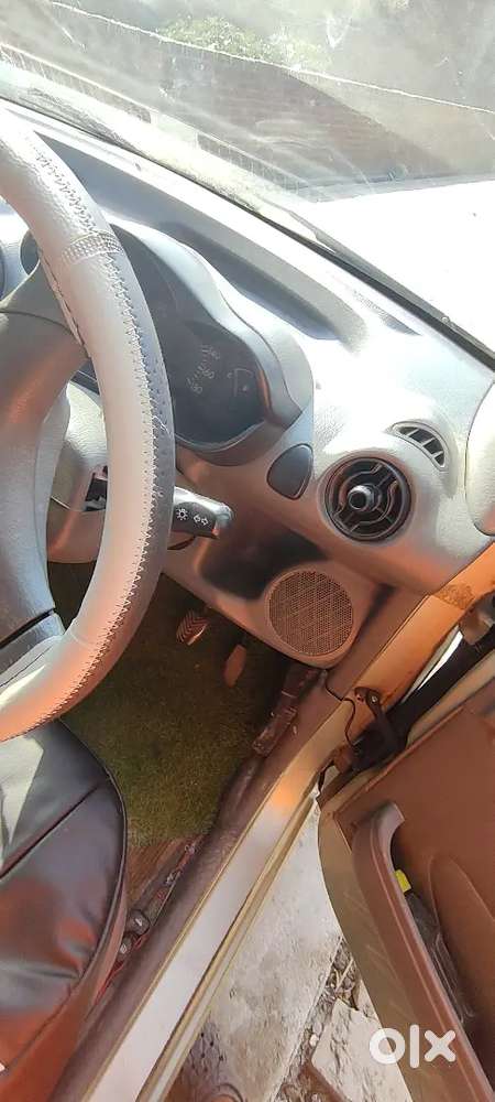 Hyundai Santro Xing Petrol 2003