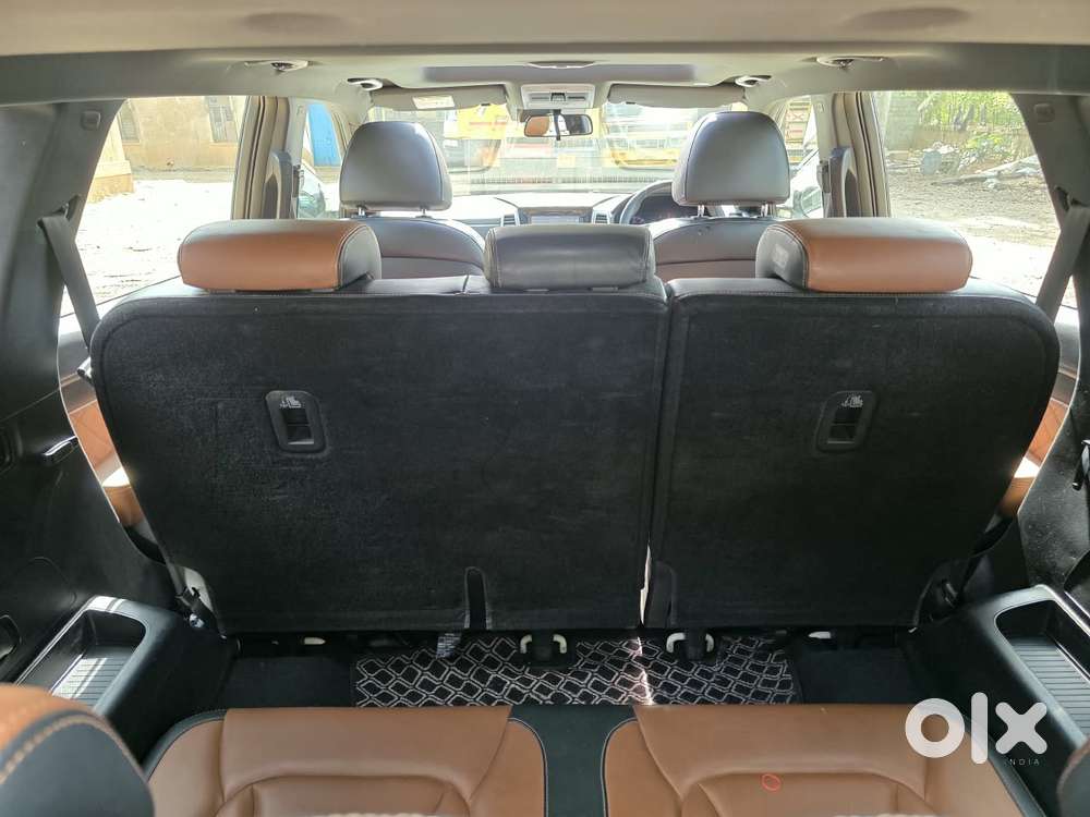 Mahindra Alturas G4 4wd At, 2019, Diesel