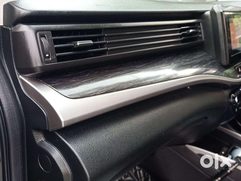 Maruti Suzuki Xl6 Alpha At, 2019, Petrol