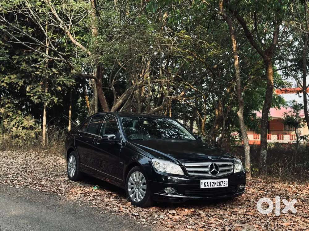Mercedes-benz Class 2010 C200 Second Owner