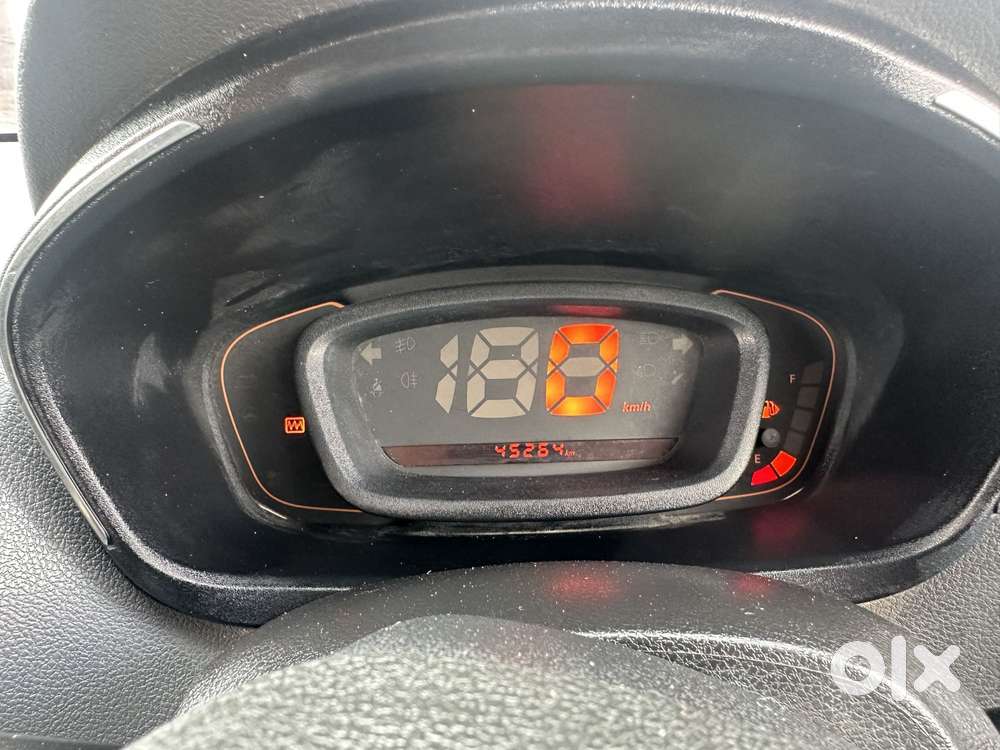 Renault Kwid Rxt 02 Anniversary Edition, 2017, Petrol
