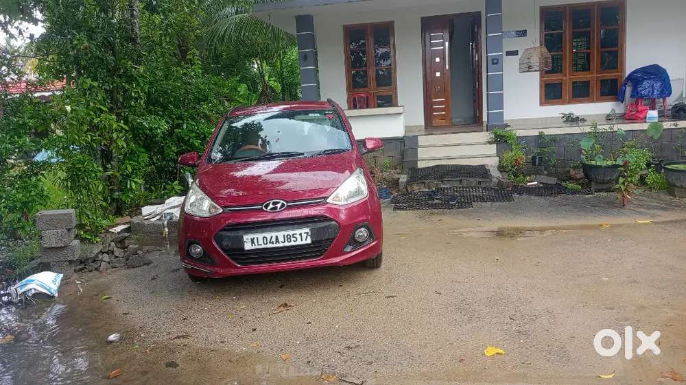 Hyundai Grand I10 2016 Petrol 88000 Km Driven. Well Maintained Vehicle