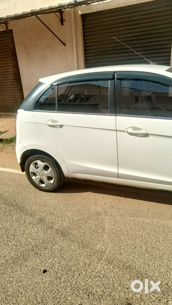 Tata Bolt Revotron Xm, 2017, Petrol