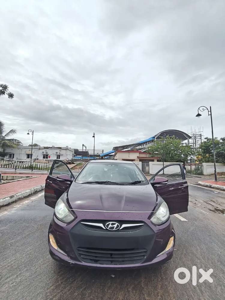 Hyundai Verna Diesel Manual 2nd Well-maintained Car