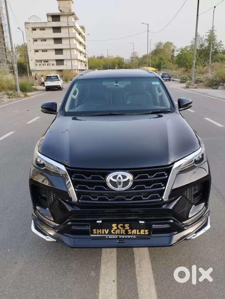 Toyota Fortuner 4x2 At 2.7 Petrol, 2025, Petrol