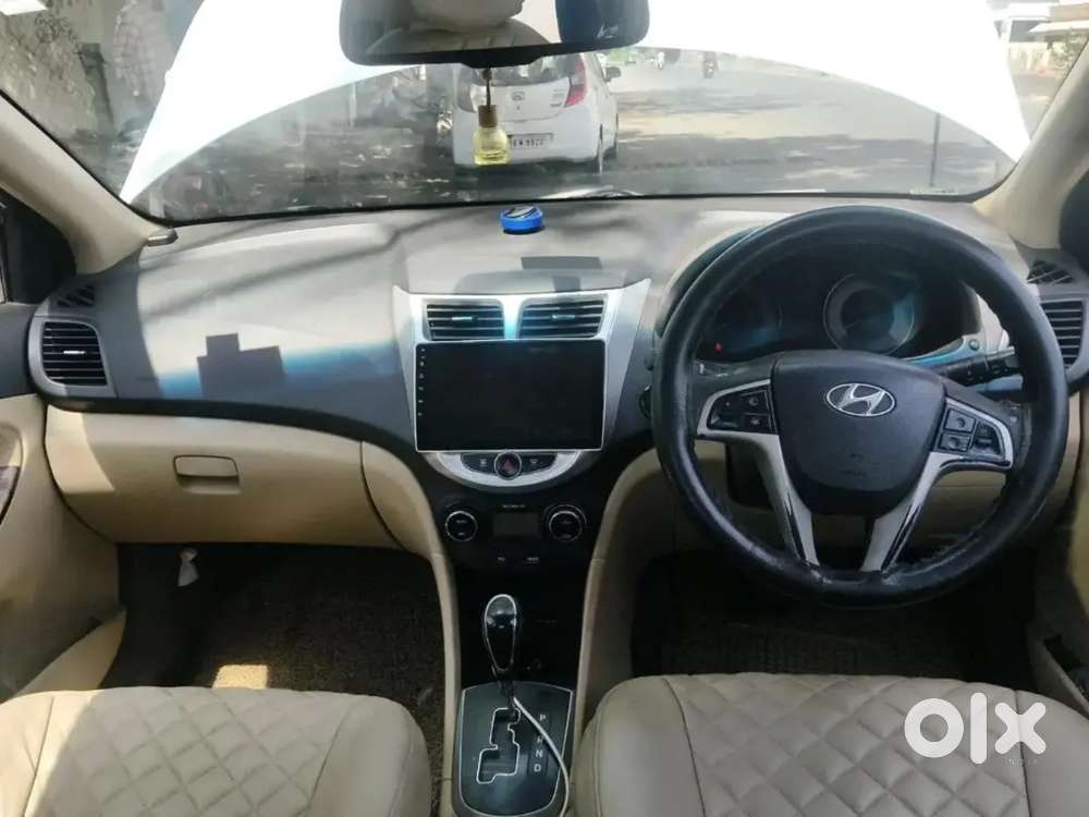 Hyundai Verna Sx O 2012