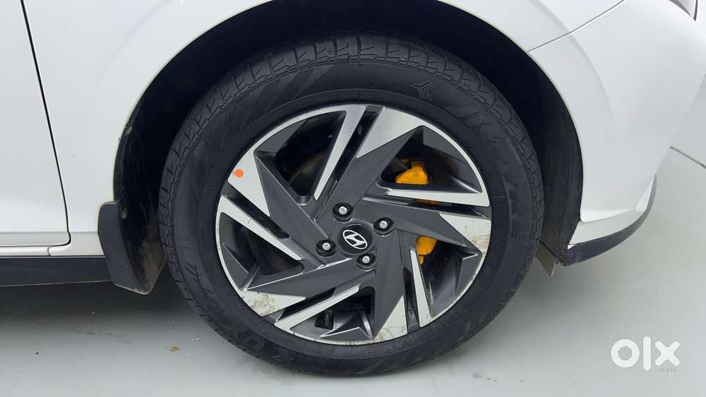 Hyundai New I20 1.2 Asta (o) Mt, 2022, Petrol