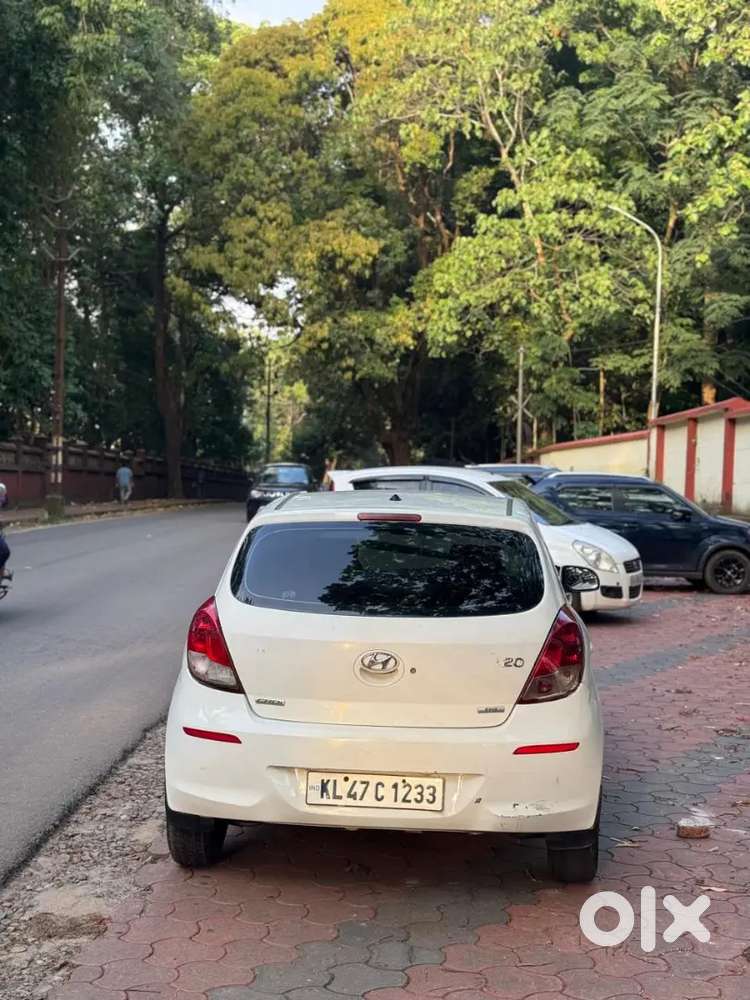 Hyundai I20 130000 Km Driven
