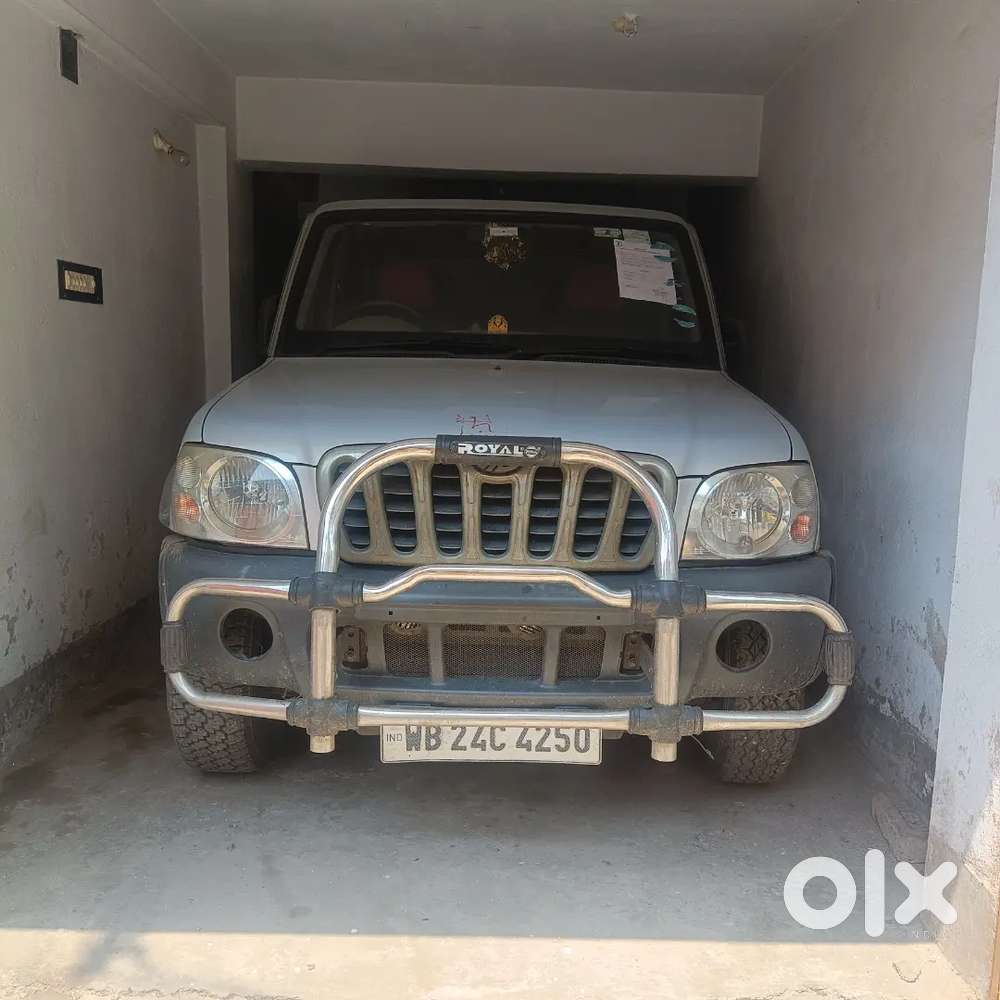 Mahindra Scorpio 1st Model